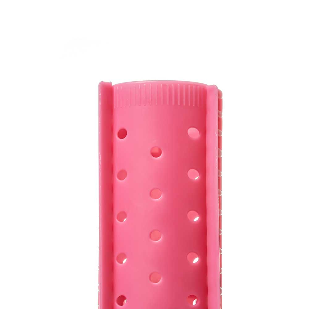 Close-up of Red by Kiss smooth magnetic roller design
