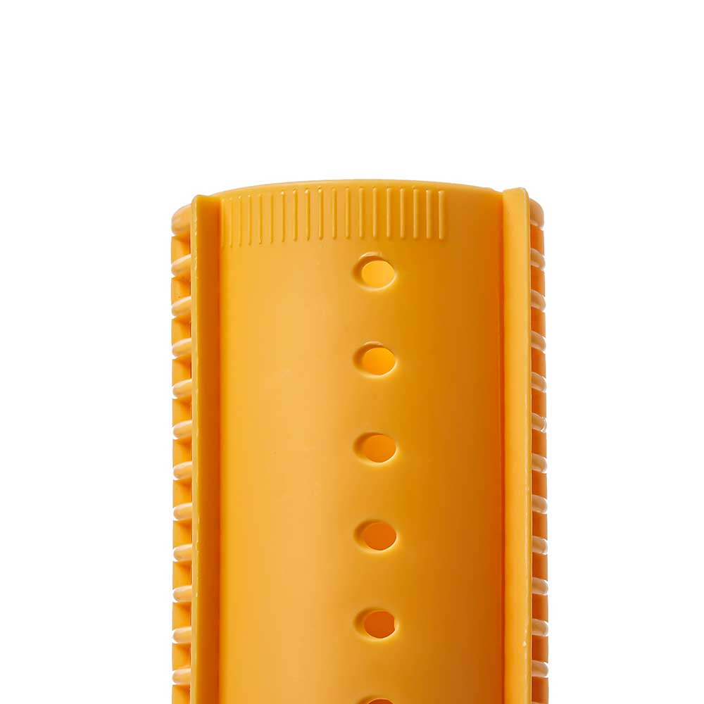 Close-up of Red by Kiss smooth magnetic roller design
