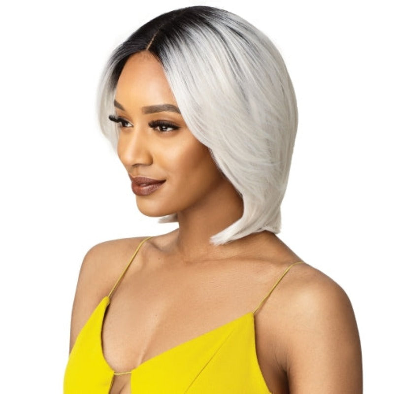Outre The Daily Wig Premium Synthetic Lace Part Bob Cut Wig - Goldie