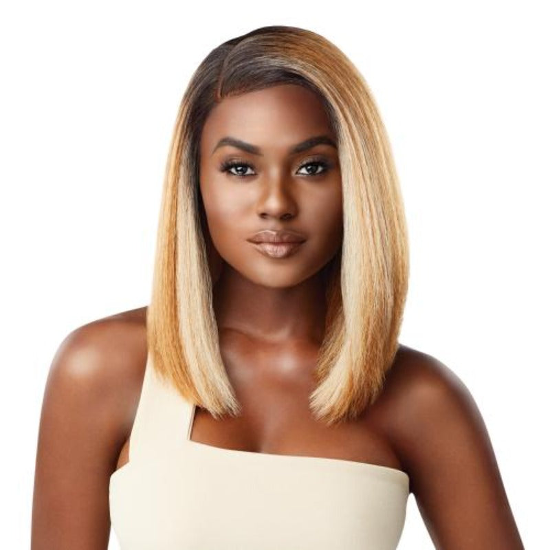 Outre Melted Hairline Deluxe Wide HD Lace Part Wig - Breanne