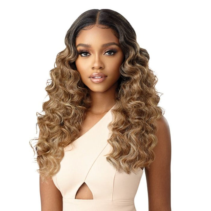 Outre Melted Hairline Frontal Effect Deluxe Wide Lace Part Wig- Fabiola